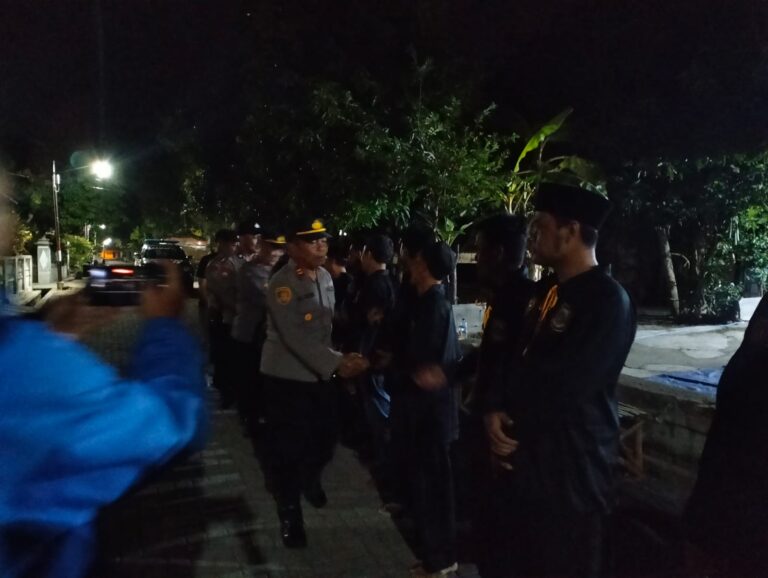 Polsek Kwadungan Giat Silaturohim dengan Warga PSHW Tunas Muda Wujudkan Pilpres 2024 Damai