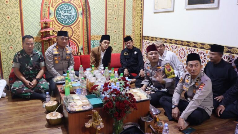 Bripka Eko Julianto, S.H., Polisi Dai Dari Polres Wonogiri Yang Gratiskan Santri Di Ponpesnya