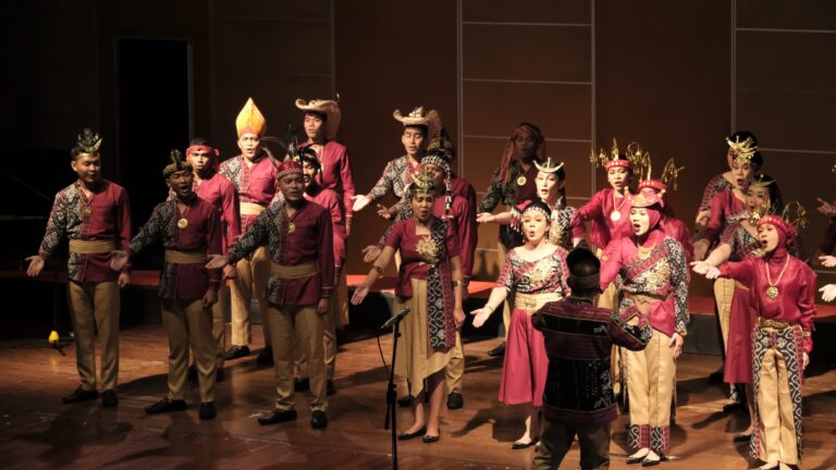 Tim Paduan Suara Polri Sabet Medali Emas di Ajang FPSSJK 2023