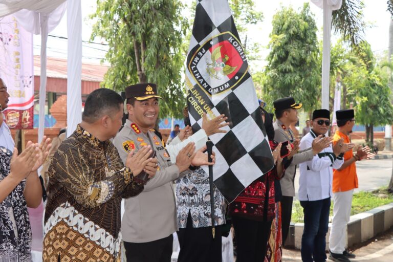 Kapolresta Cirebon Hadiri Acara Kirab Pemilu 2024