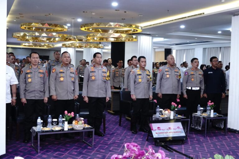Wakapolda Jabar Buka Forum Konsultasi Publik Dalam Rangka Meningkatkan Pelayanan Publik Di Wilayah Hukum Polda Jabar