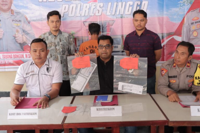 Polres Lingga Gelar Konferensi Pers Tindak Pidana Kasus Pencurian Sepeda Motor