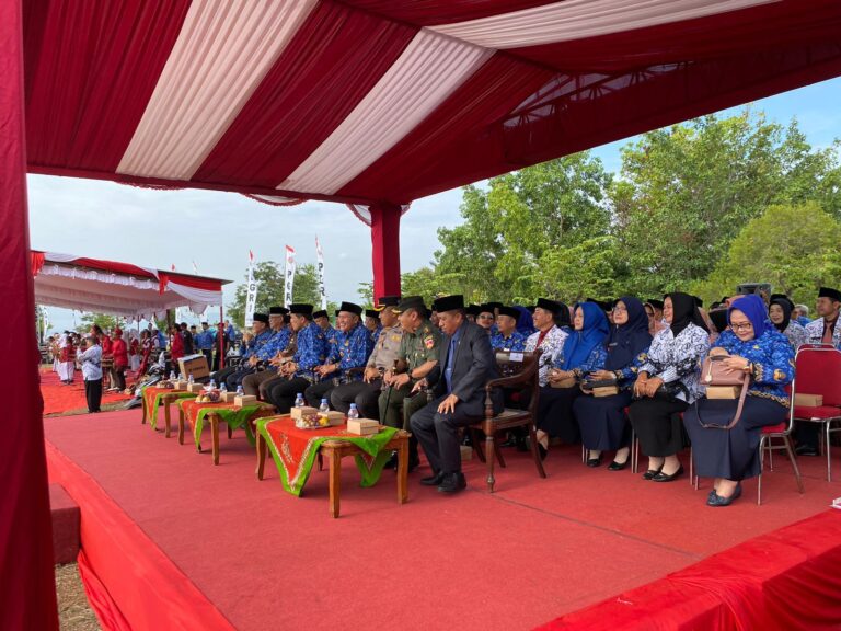 Kapolres Wonogiri Hadiri Puncak Peringatan HUT KORPRI, PGRI Dan Hari Guru