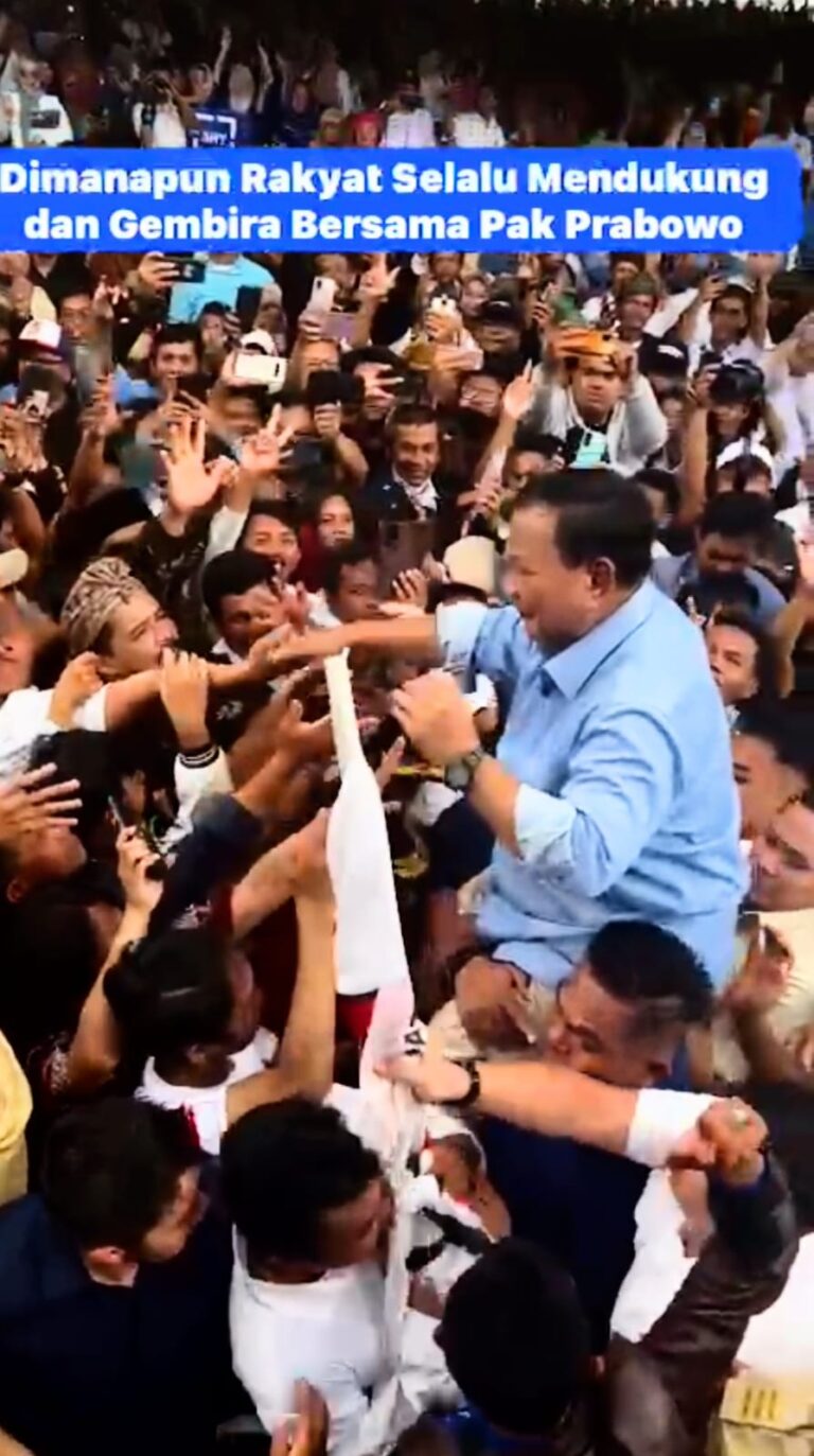 Abah Anton Charliyan Dampingi Prabowo Subianto, saat Kampanye Pertama Capres No 2 , dikota Kelahirannya Tasikmalaya.