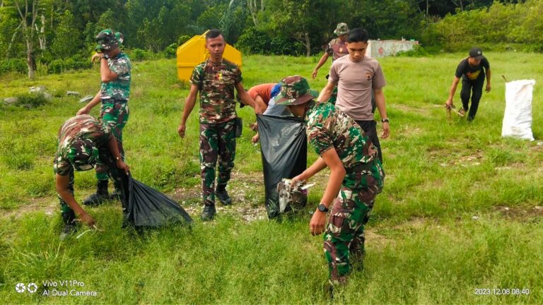 Tingkatkan Sinergi TNI-Polri Untuk Negeri, Kodim 1625/Ngada Bersama Polres Ngada Dan Masyarakat Lakukan Karya Bakti