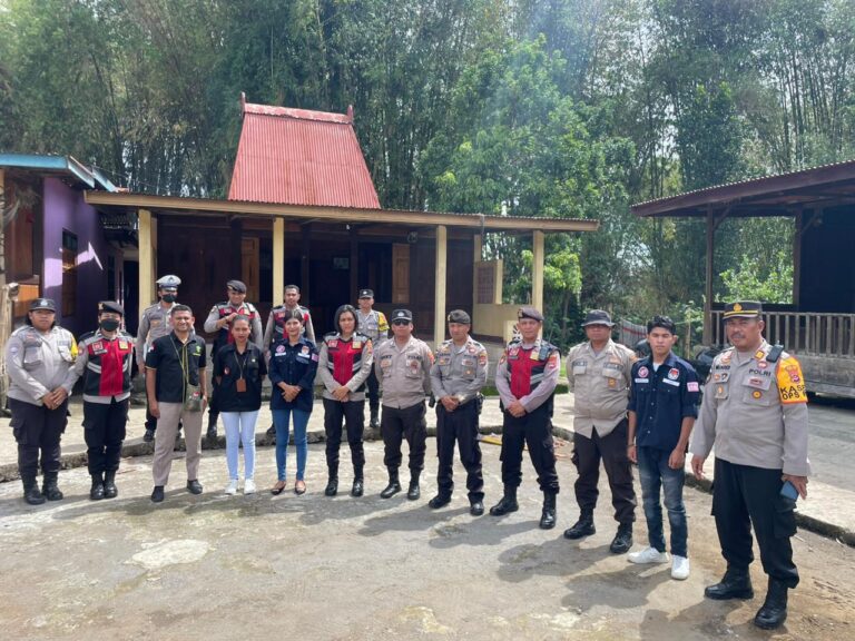 Pengaman Kampanye Para Calon Legislatif, Personil Polres Ngada Sekaligus Lakukan Sambang Himbau Jaga Kamtibmas