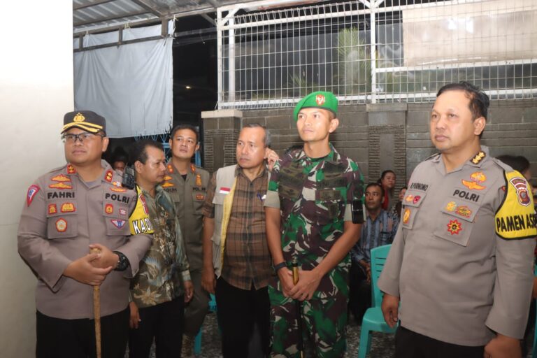 Kapolres Indramayu: 25 Kegiatan Natal Ibadah Peringatan Misa Malam Natal Tahun 2023 di Wilayah Berlangsung Lancar, Aman dan Terkendali