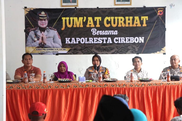 Jumat Curhat, Kapolresta Cirebon Ajak Masyarakat Desa Kedondong Kidul Jaga Kamtibmas Jelang Pemilu 2024