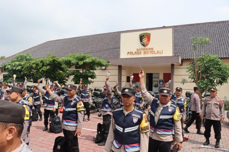 Kapolres Boyolali Cek Kesiapan Perlengkapan Personel Pengamanan TPS