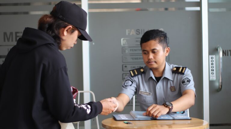 Pastikan Layanan Totalitas Dan Prima, Lapas Kediri Sudah Dilengkapi Loker Bagi Pengunjung
