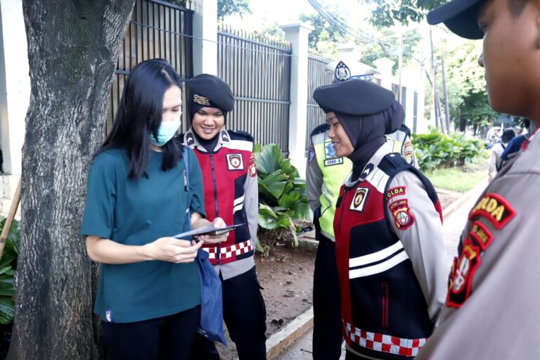 Hari ke 3 Operasi Keselamatan Jaya 2024, Polda Metro Jaya Terus Lakukan Sosialisasi