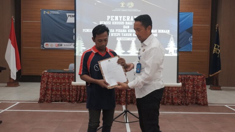 Satu Warga Binaan Lapas Kediri Terima Remisi Khusus Hari Raya Nyepi Tahun 2024