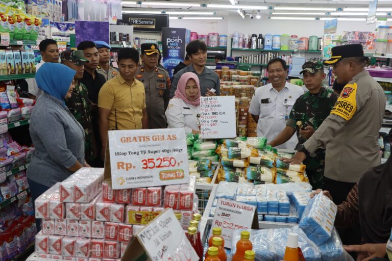 Kapolres Wonogiri Cek Ketersediaan Bapokting Ramadhan dan Lebaran 1445 H