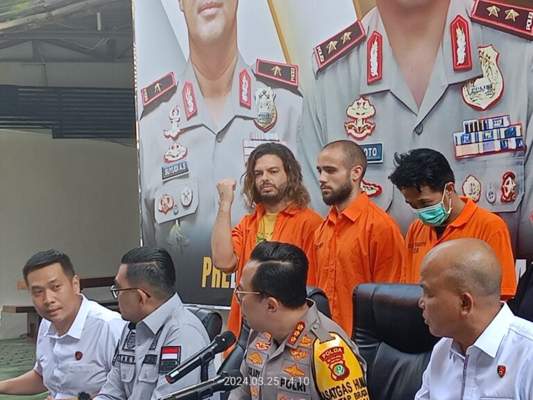 Ditresnarkoba Polda Metro Jaya Gagalkan Peredaran Narkoba dalam Kemasan Bungkus Teh China Warna Hijau