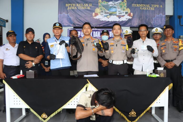 Terminal Gayatri Tulungagung, Polisi Temukan Sopir Bus Positif Narkoba