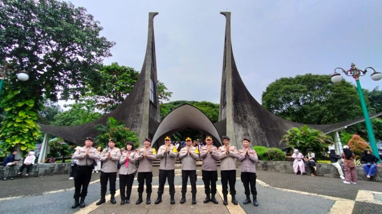 Dir Pam Obvit PMJ Bersama Kapolrestro Jaksel Kunjungi Objek Wisata Ragunan