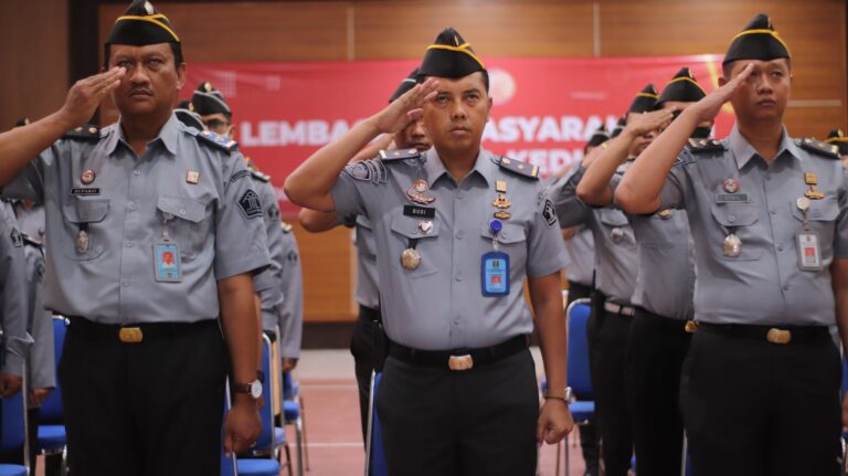 Kemenkumham Jatim beserta Lapas Kediri dalam Acara Zoom Apel Pegawai dan Halal Bihalal Idul Fitri