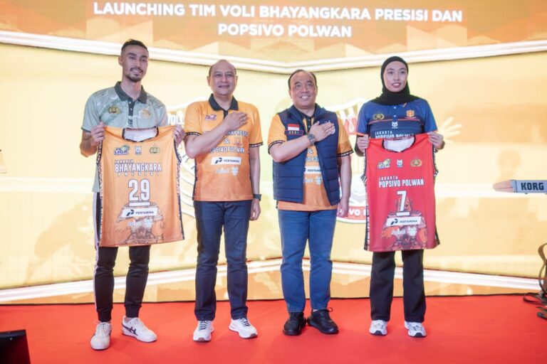 As SDM Kapolri Bersama dengan Kapolda Kalimantan Barat Launching Tim Bola Voli Jakarta Bhayangkara Presisi dan POPSIVO Polwan