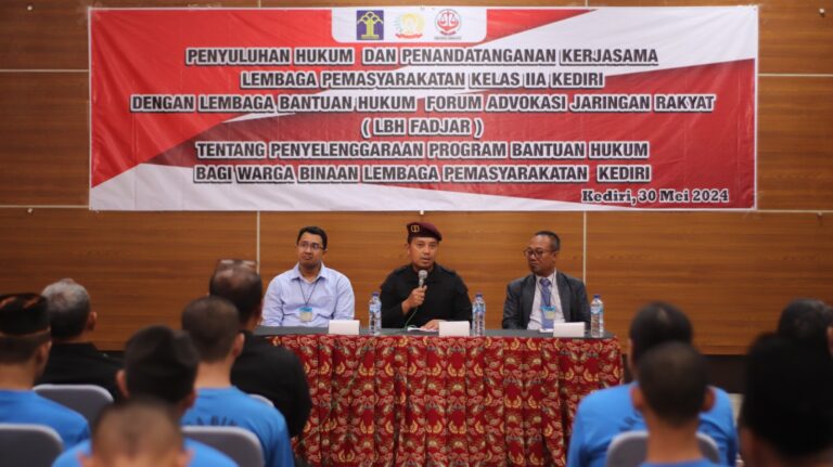 Gelar Penyuluhan Kesadaran Hukum Kepada Tahanan, Lapas Kediri Jalin PKS dengan LBH Fadjar