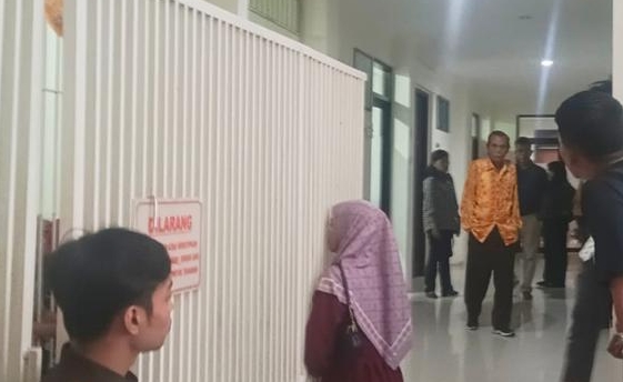 Orang Tua Korban Kecawa Tuntutan Jaksa Terlalu Rendah Atas Kematian Winda Cristina Pakpahan.