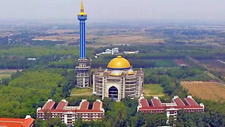 Ponpes Al – Zaytun Keluarkan Dua Juru Taktik Siap Remontada From Within
