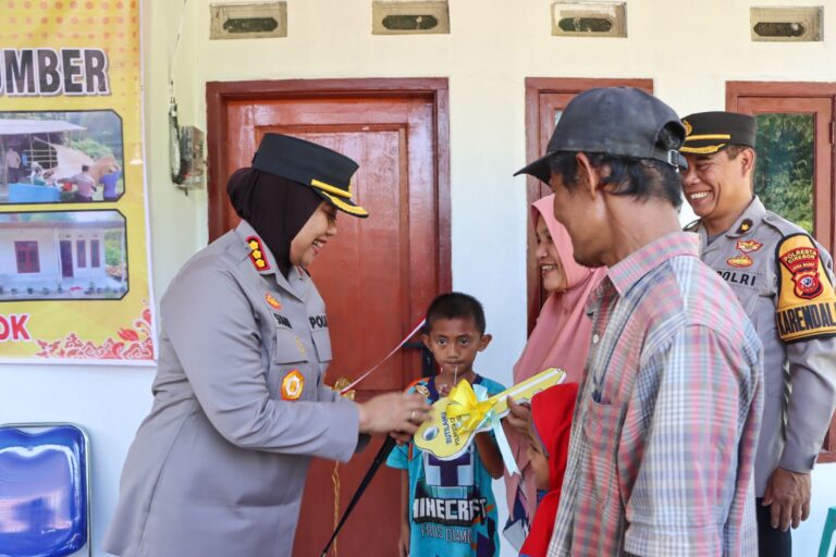 Kapolresta Cirebon Resmikan Rumah Program Bantuan Rumah Tidak Layak Huni