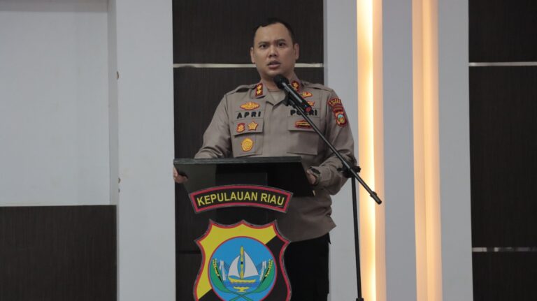 Kapolres Lingga Berikan Arahan Perdana Kepada Personel
