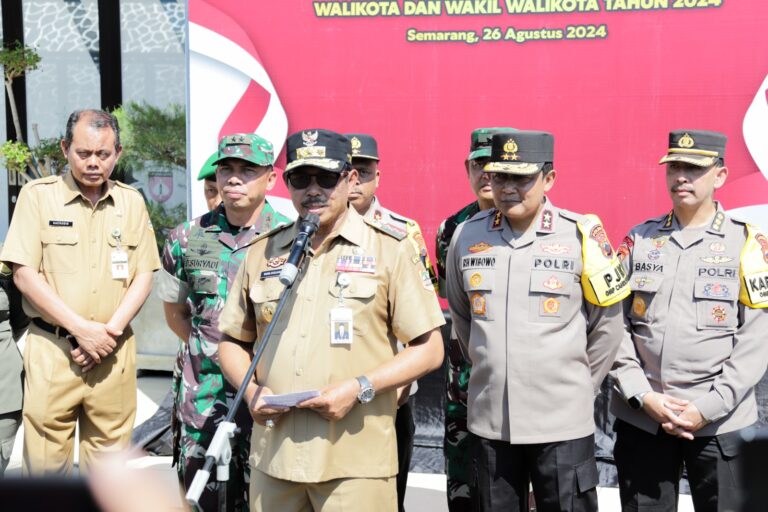 Apel gelar Pasukan, Mengawal Pilkada 2024; Sinergi TNI Polri Untuk Pemilu Damai Di Jawa Tengah
