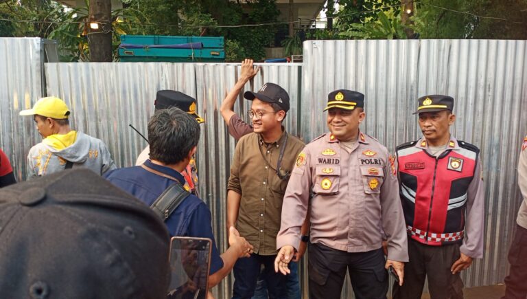 Polri Amankan Eksekusi Lahan Rumah Sedjuk di Lebak bulus Jakarta Selatan