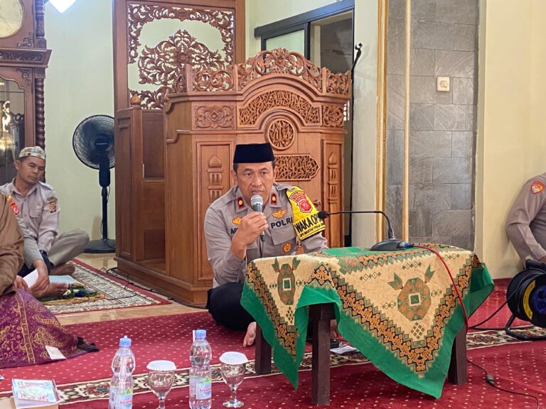 Polres Majalengka Gelar Binrohtal di Masjid Al-Jamiussolihin dan Virtual Untuk Jajaran Polsek