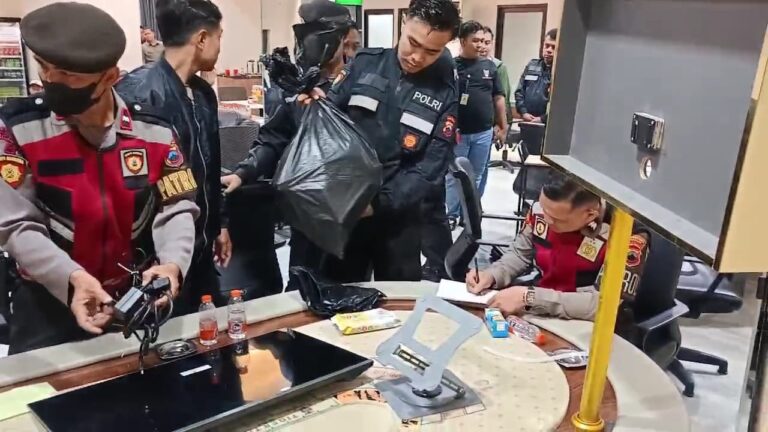 Polrestabes Semarang Menggerebek Tempat Perjudian Kelas Atas, Berkedok Tempat Hiburan