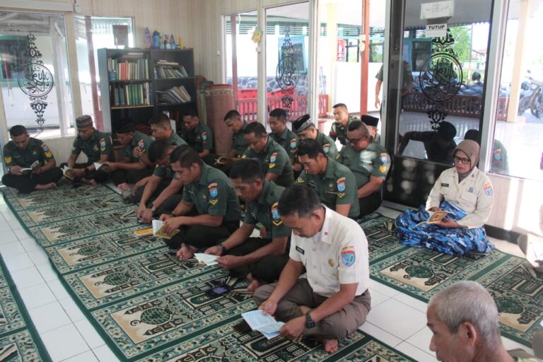 Peringati HUT TNI Ke-79, Kodim 1202/Singkawang Gelar Doa Bersama.