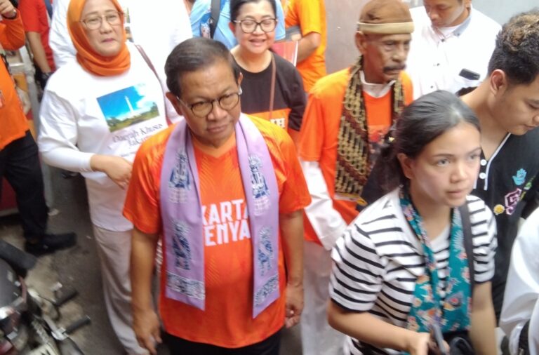 Cagub DKI Jakarta No Urut 3 Pramono Anung Temuin Warga Rusun Tanah Abang