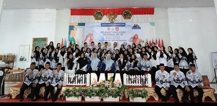 Perguruan Islam Daarul Fataa Memperingati Hari Guru Nasional.