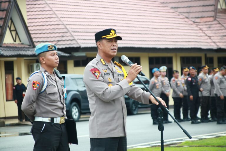 Polda Kalbar Siaga I dalam Pelaksanaan Pilkada Hari Ini, Terjun Langsung Patroli Cipta Kondisi