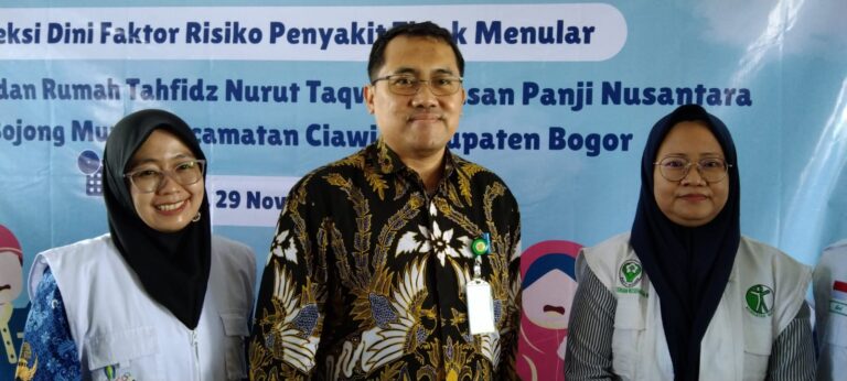 Hari Kesehatan Nasional ke 60 Gelar Pemeriksaan Gratis di Kabupaten Bogor