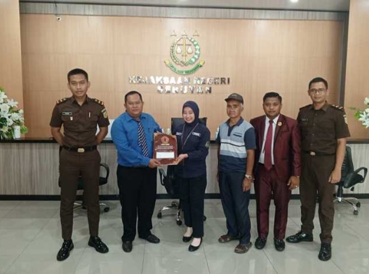 Pj Kades Ayawan Dilaporkan Ke jaksa Kasus Pungli