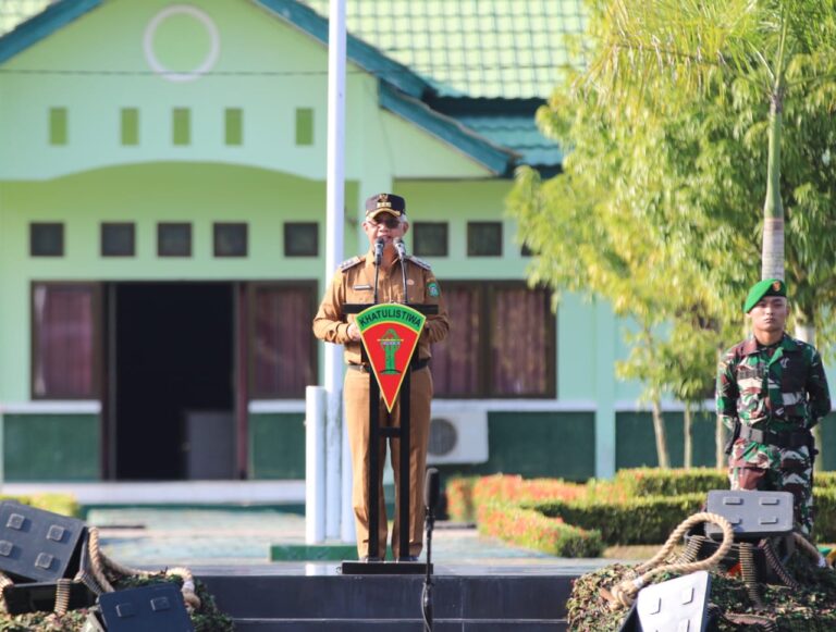 Pj. Walikota Singkawang Pimpin Penyerahan Simbol dan Lepas Peleton Beranting Yudha Wastu Pramuka Jaya 2024