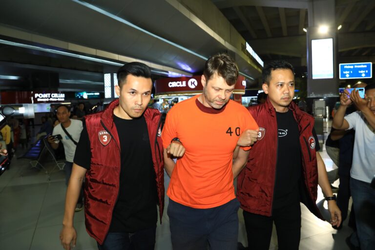 Bareskrim Polri Berhasil Amankan DPO Pengendali Clandestine Lab di Bali Asal Ukraina