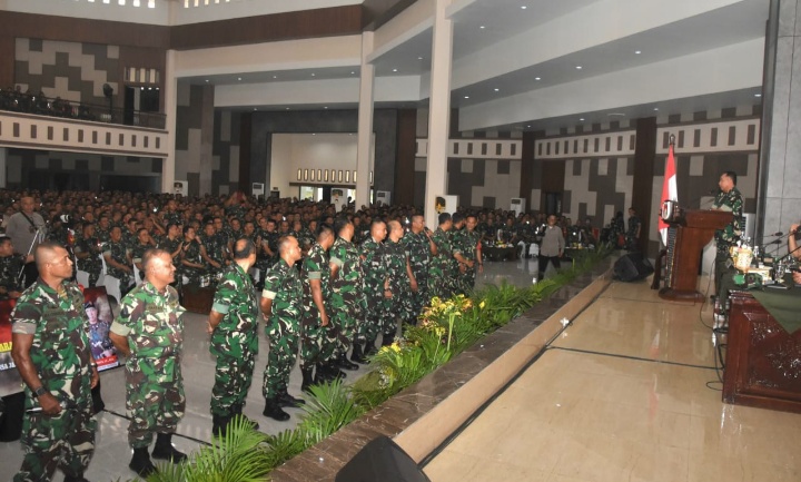 Panglima TNI Apresiasi Babinsa atas Pembinaan Teritorial yang Luar Biasa
