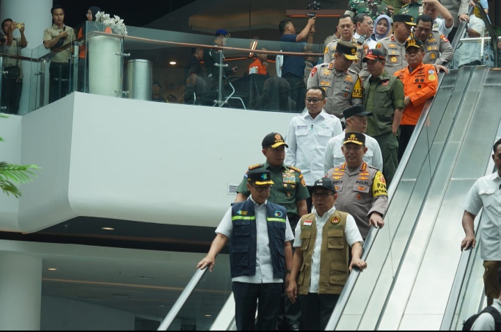 Panglima TNI dan Kapolri Tinjau Kesiapan Pelabuhan Merak dalam Menyambut Nataru 2025