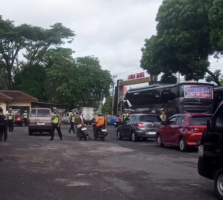 Polres Wonosobo Menggelar Pemeriksaan Terhadap Pengemudi Kendaraan Bermotor
