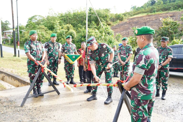 Kunjungan Kerja Ke Kodim 1209/Bky, Pangdam XII/Tpr : Babinsa Harus Selalu Hadir Untuk Rakyat