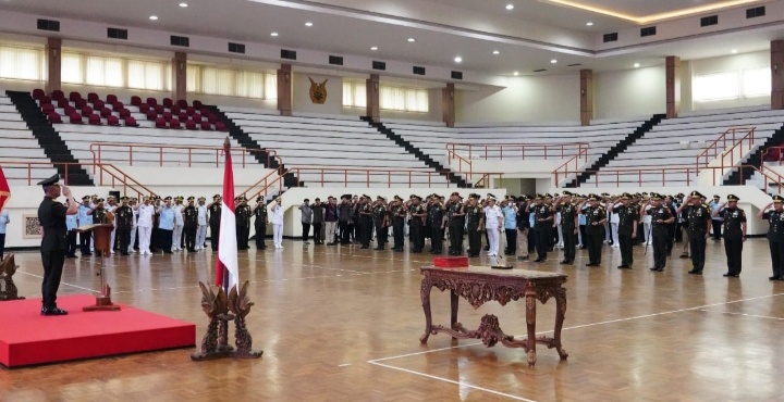 Kasum TNI Terima Laporan Korps Kenaikan Pangkat 97 Perwira Tinggi TNI dan Pimpin Sertijab Jajaran Balakpus Mabes TNI