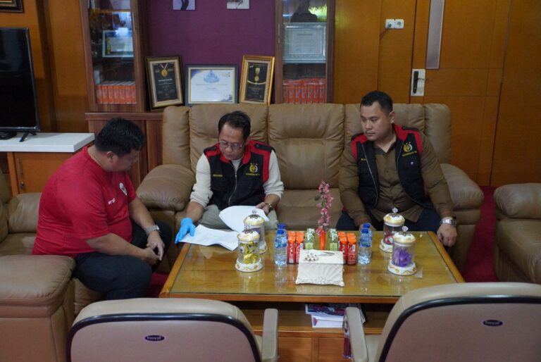 Kejati Sumsel Geledah Kantor PUPR dan Setda Banyuasin, Usut Dugaan Korupsi Proyek Infrastruktur