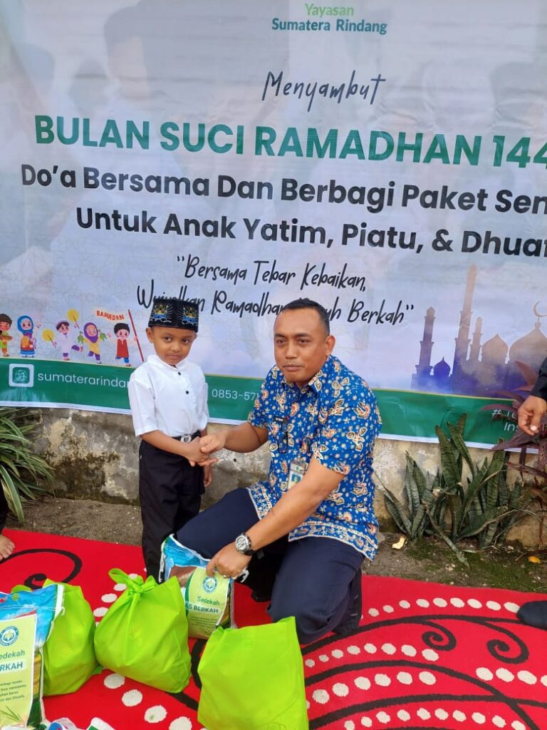 Kabid Perlindungan Jaminan Sosial Apresiasi Yayasan Sumatera Rindang Bagikan 106 Paket Bantuan untuk Anak Yatim Sambut Ramadan