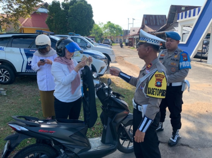Sat Lantas Polres Lingga Gelar Operasi Keselamatan Seligi 2025 di Hari ke-3