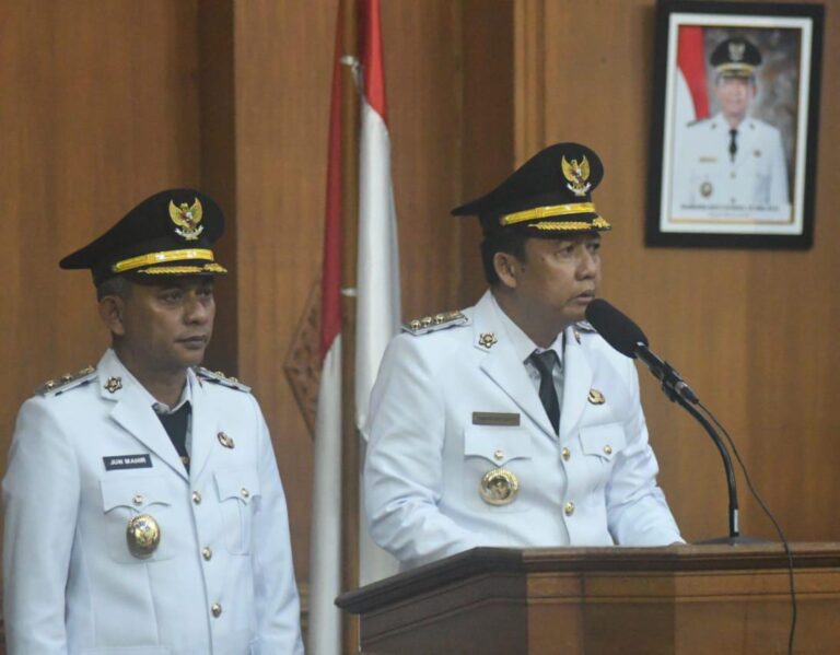 Bupati Terpilih Bambang Bayu Suseno Sampaikan pidato pertamanya disidang paripurna DPRD Muaro Jambi