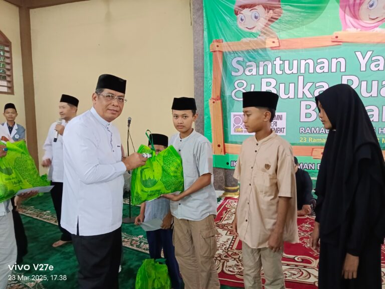 ILUNI SMAN 84 Gelar Santunan Anak Yatim dan Buka Puasa Bersama