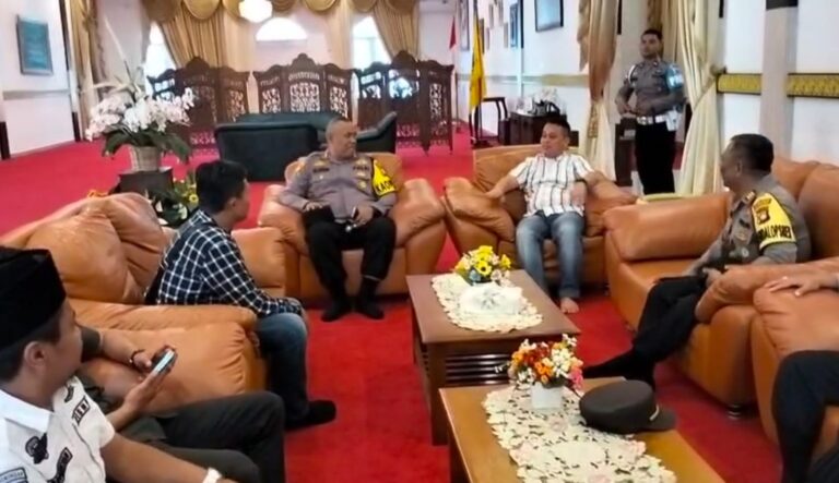 Kapolres Lingga, AKBP Pahala Martua Nababan, S.H., S.I.K., M.H., Pererat Sinergitas dengan Pemkab Lingga dan Lestarikan Cagar Budaya Melalui Ziarah